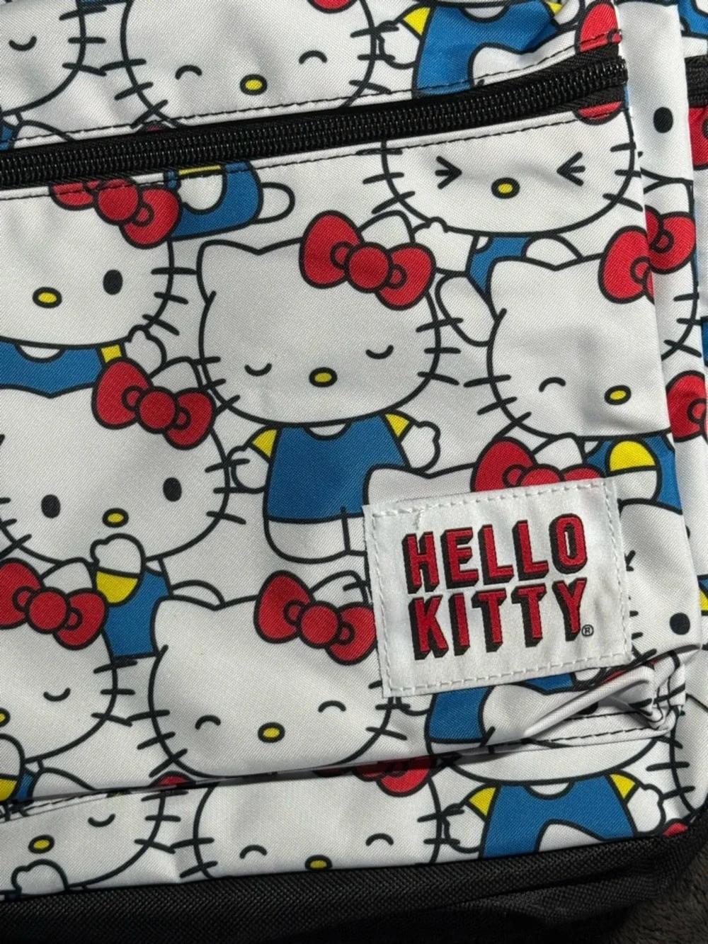 Hello kitty backpack bundle (2) - Picture 3 of 12